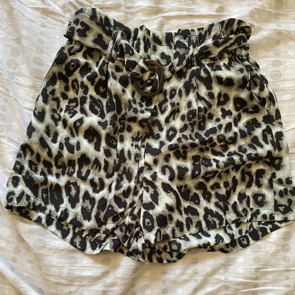 Small shorts with adjustable belt